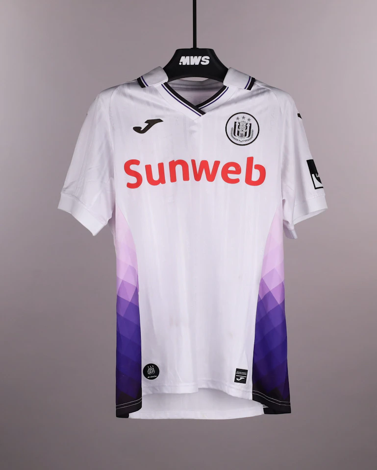 来自RSC Anderlecht的Moussa Diarra 球衣