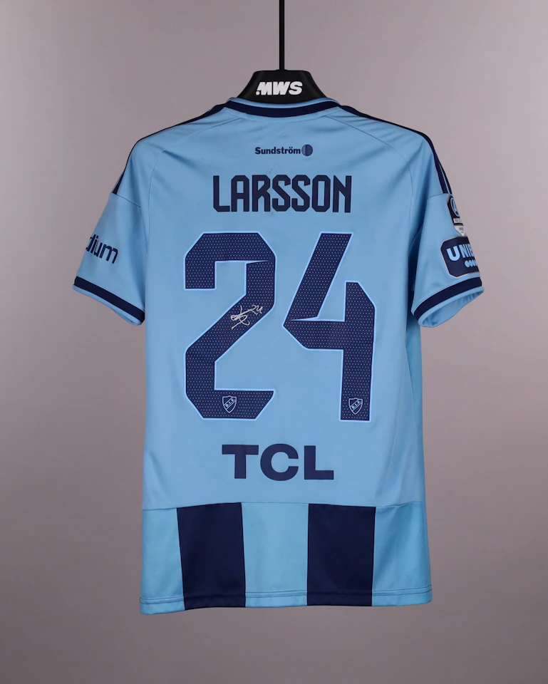 来自Djurgården的Max Larsson球衣