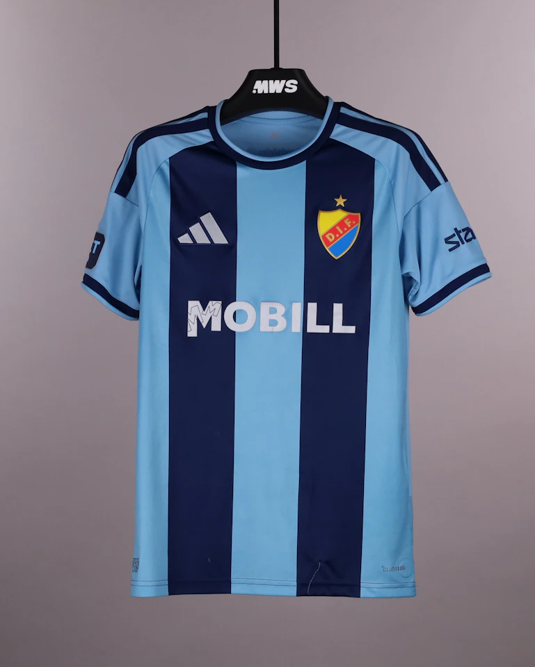 来自Djurgården的Max Larsson球衣