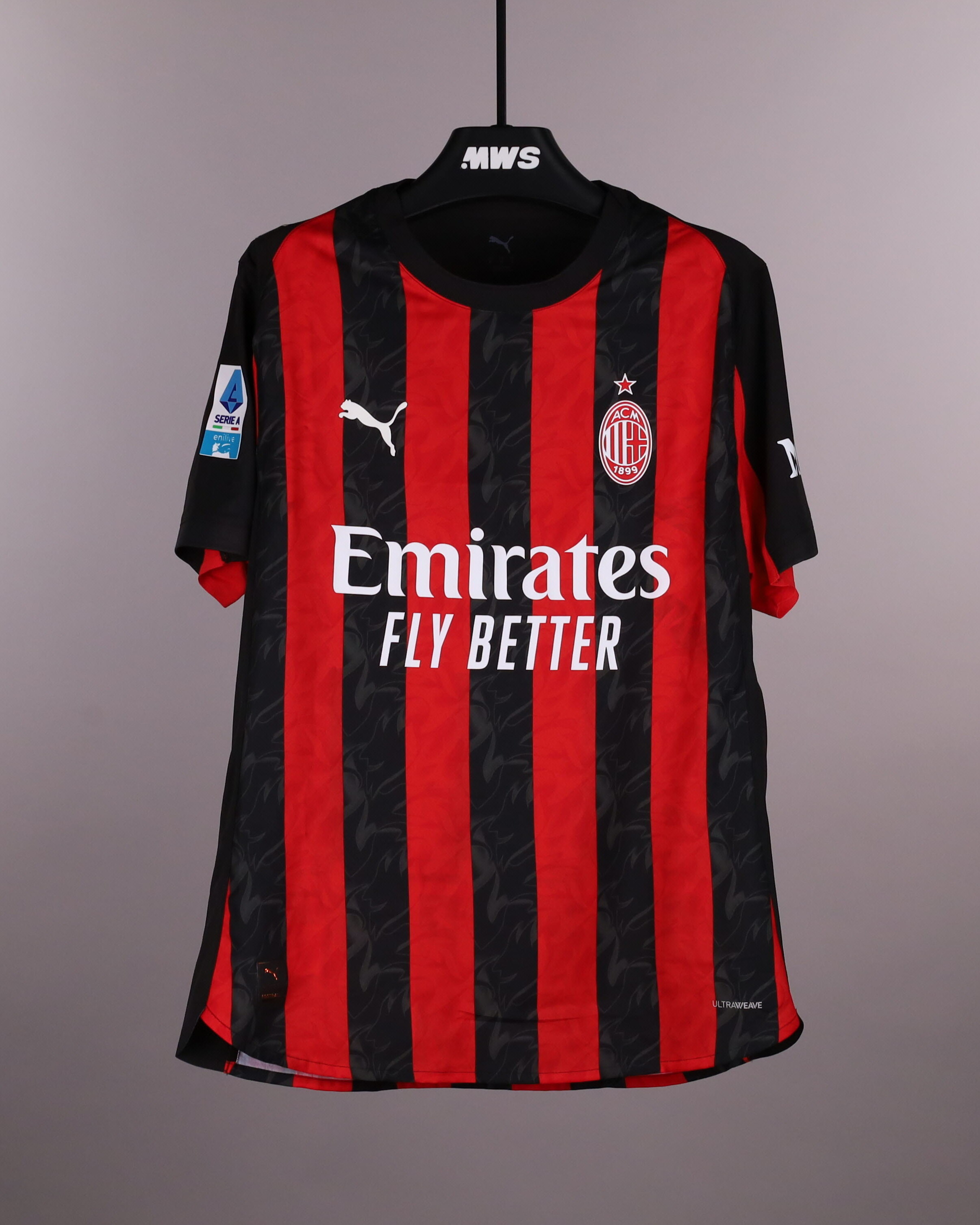 Rafael Leão AC Milan shirt