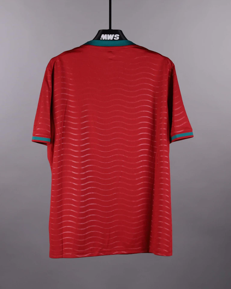 Squad Signed Shirt - 1