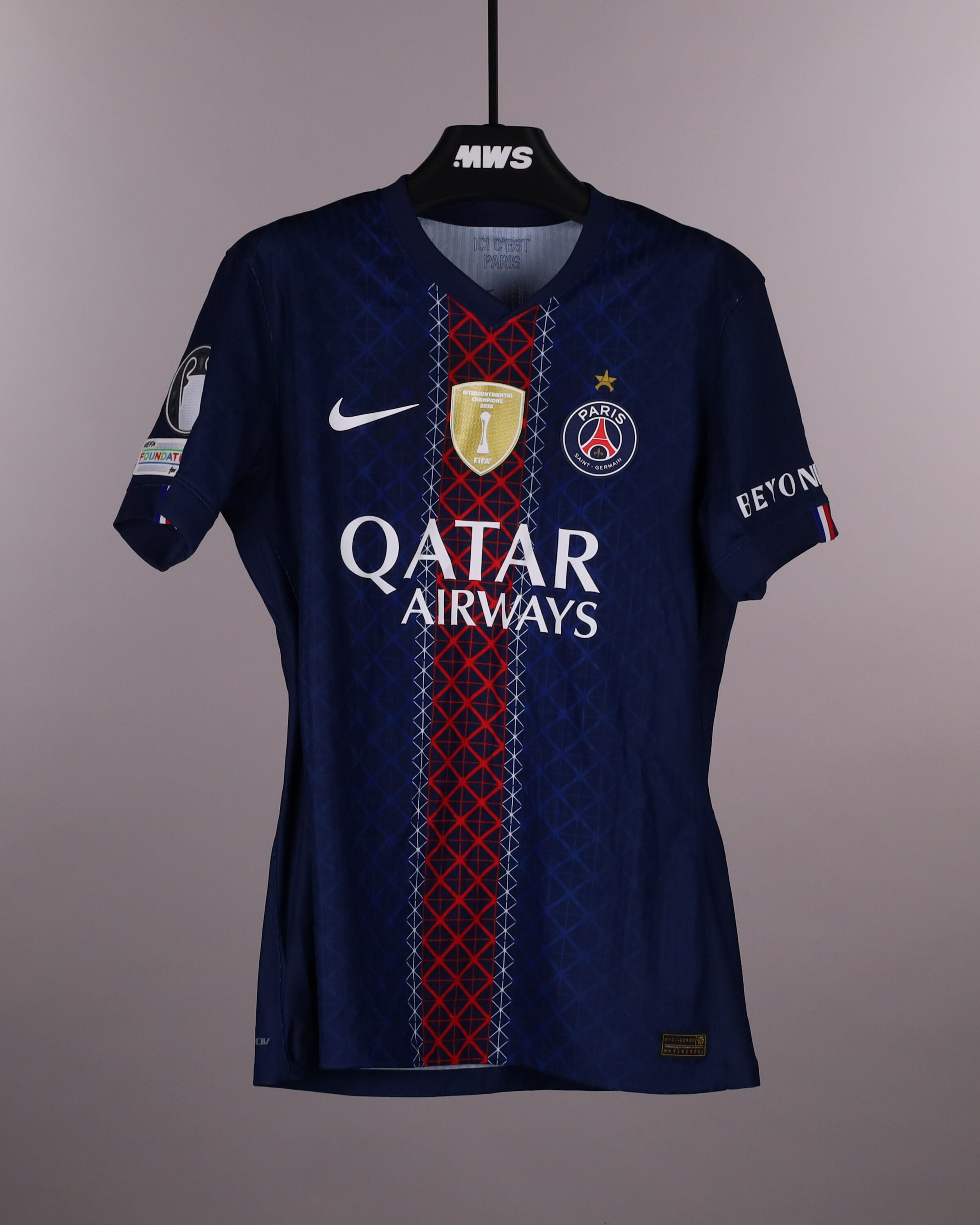 Warren Zaïre-Emery Paris Saint-Germain shirt