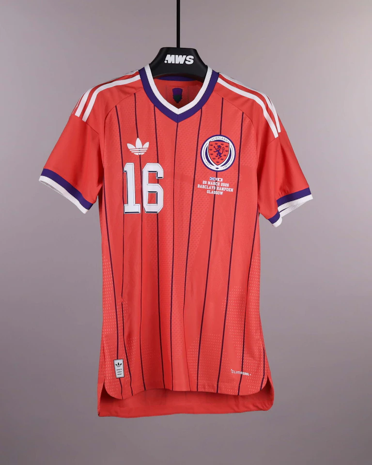 Scotland-Trikot von Ross McCrorie