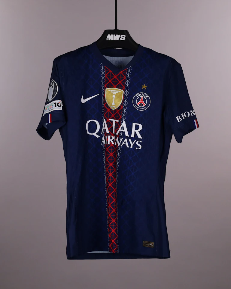 Kang-In Lee 이강인 Paris Saint-Germain shirt