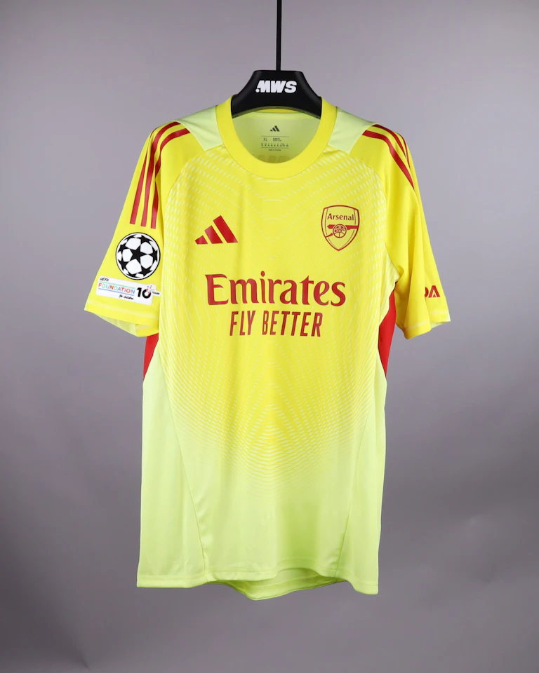 David Raya  Arsenal jersey