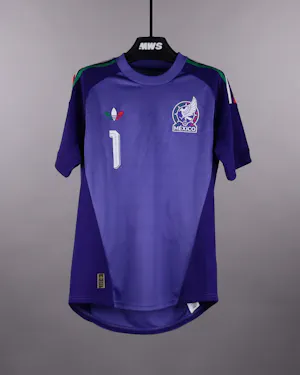 Raúl Rengel Mexico jersey