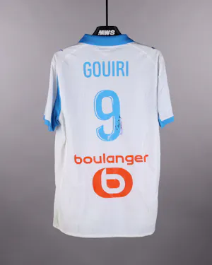 来自Olympique de Marseille的Amine Gouiri球衣
