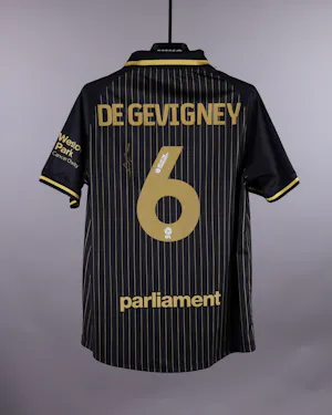 Barnsley-Trikot von Mael Durand de Gevigney