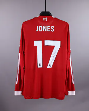 来自Liverpool的Curtis Jones球衣