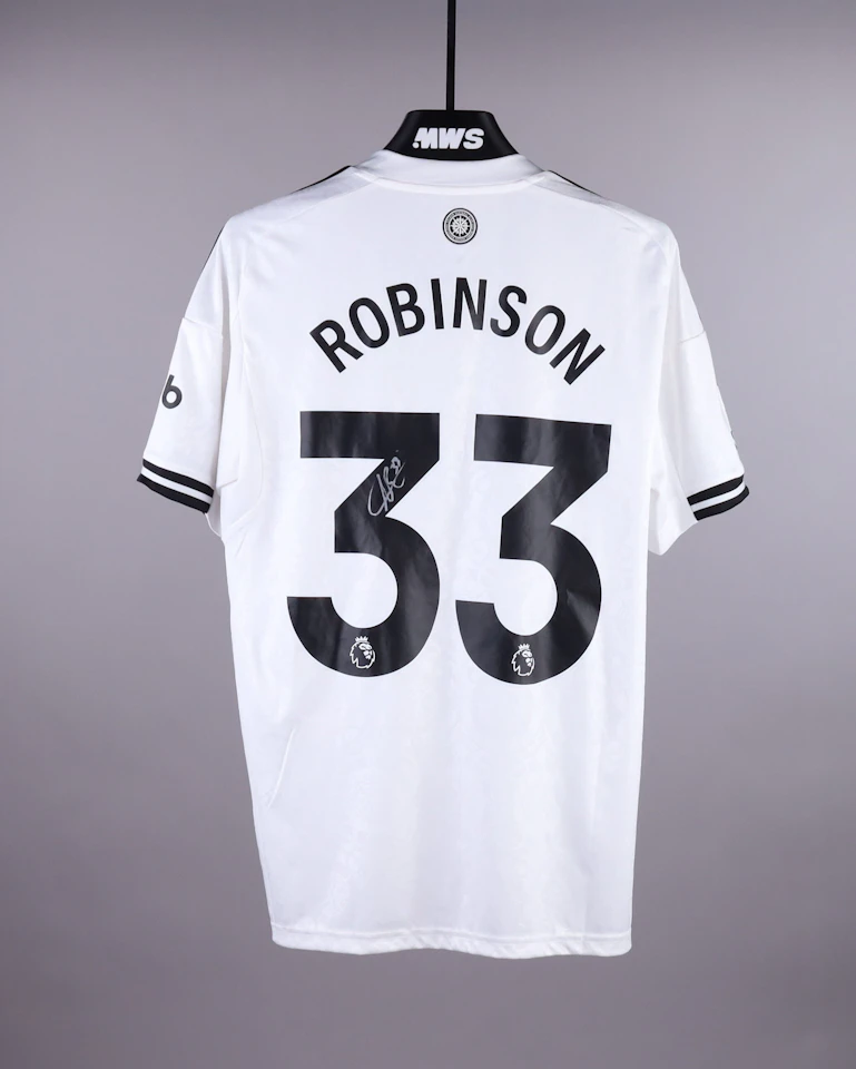 Antonee Robinson Fulham shirt