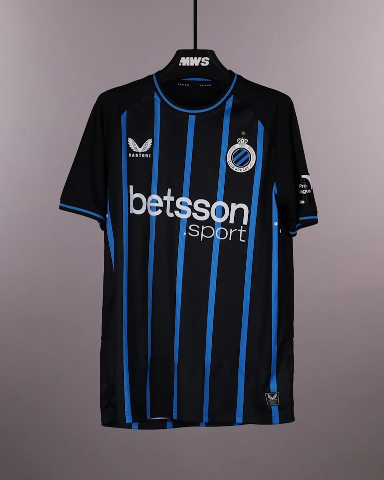 Hans Vanaken Club Brugge shirt