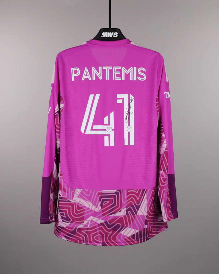 Portland Timbers-Trikot von James Pantemis