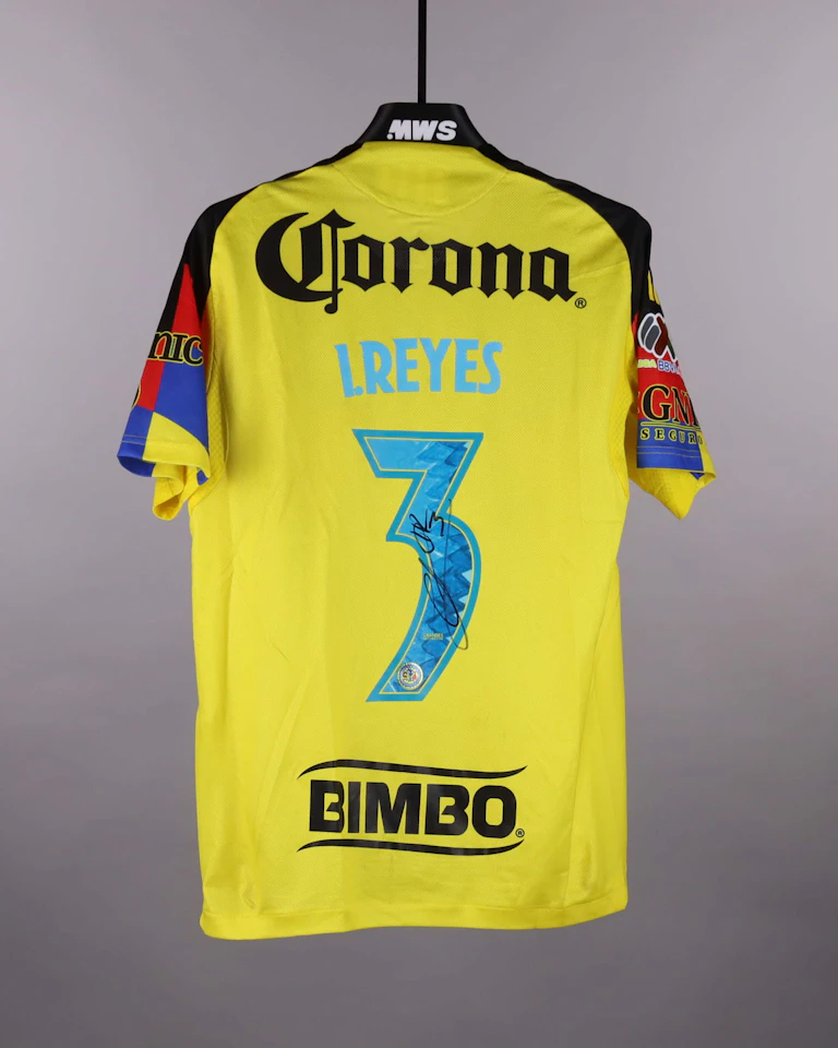 Israel Reyes Romero Club América jersey