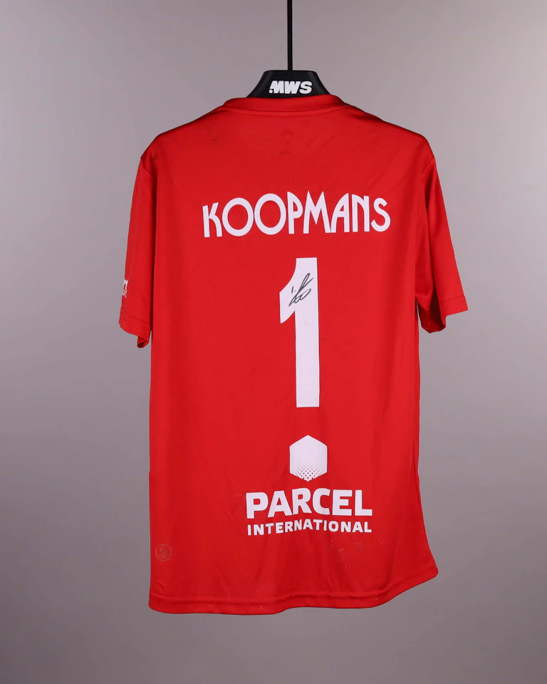 Luuk Koopmans Fortuna Sittard camisa.