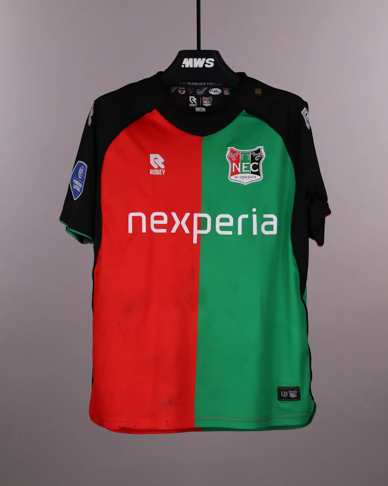 来自N.E.C.的Noé Lebreton球衣