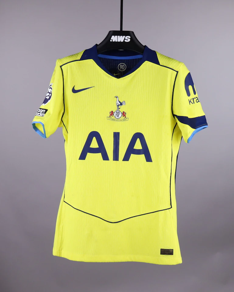 Pedro Porro Tottenham Hotspur shirt