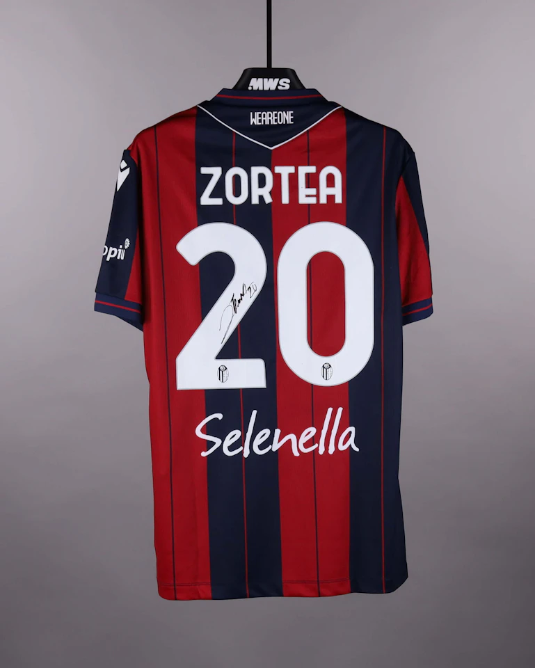 来自Bologna Fc 1909的Nadir Zortea球衣
