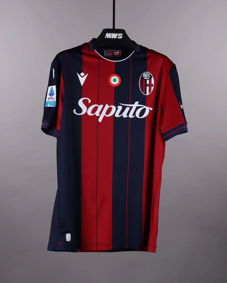 来自Bologna Fc 1909的Nadir Zortea球衣