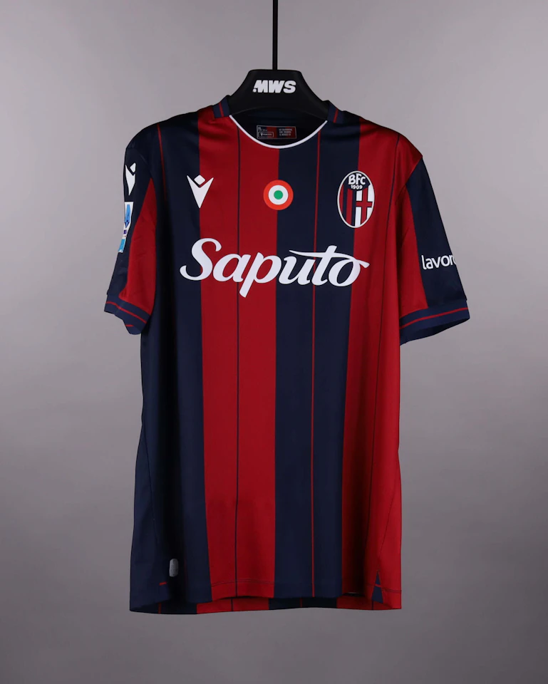 Bologna Fc 1909 팀의 Jens Odgaard 셔츠