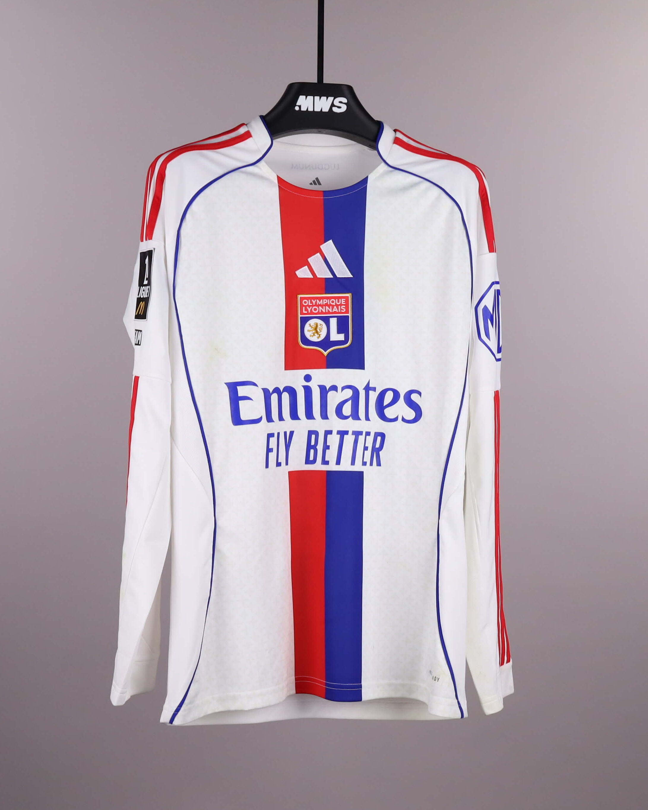 Clinton Mata Olympique Lyonnais shirt
