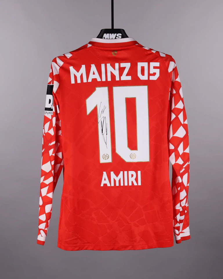 Mainz 05-Trikot von Nadiem Amiri