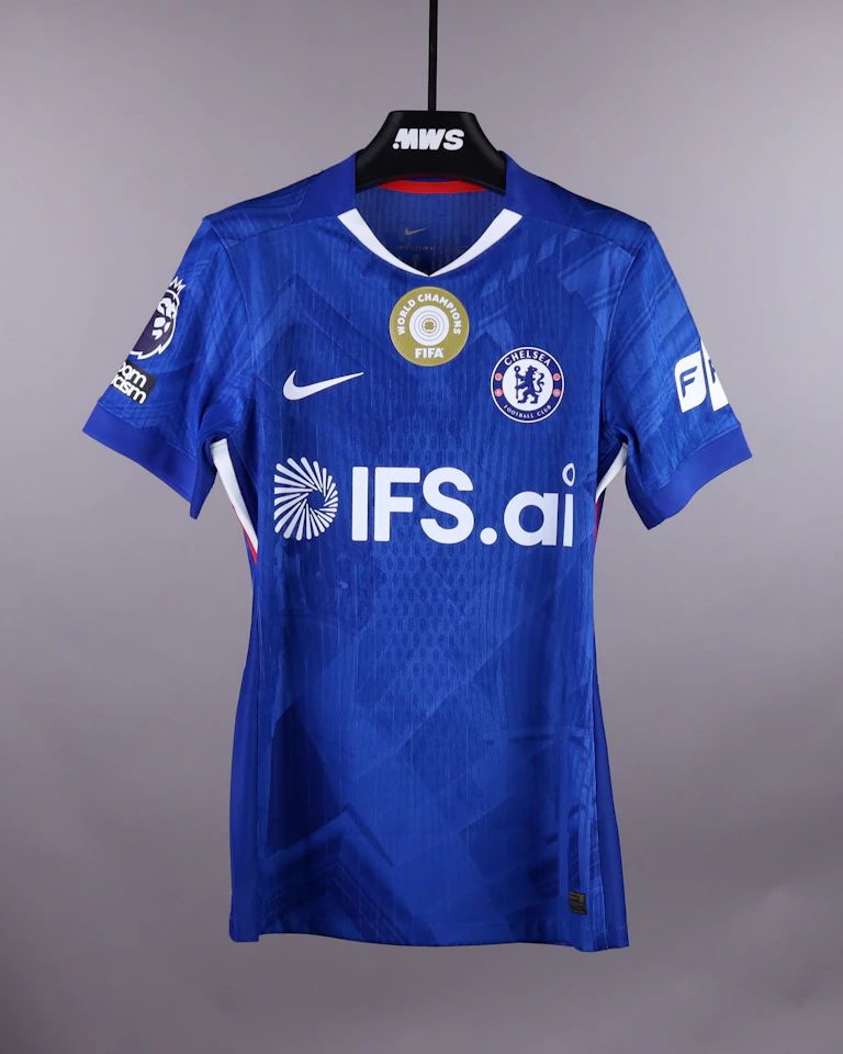 Cole Palmer Chelsea のシャツ