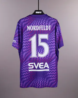 来自AIK的Kristoffer Nordfeldt球衣