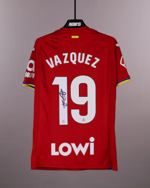 来自Getafe CF的Luis Vásquez球衣