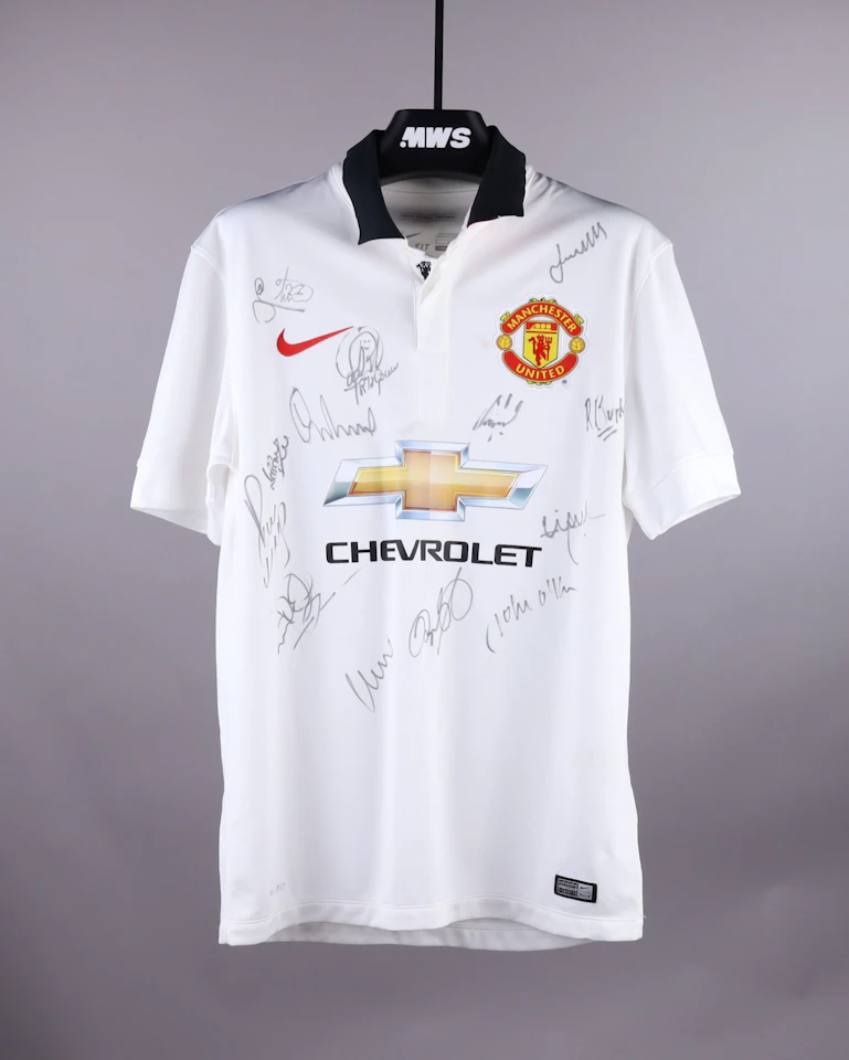 Manchester United | Squad Signed Shirt