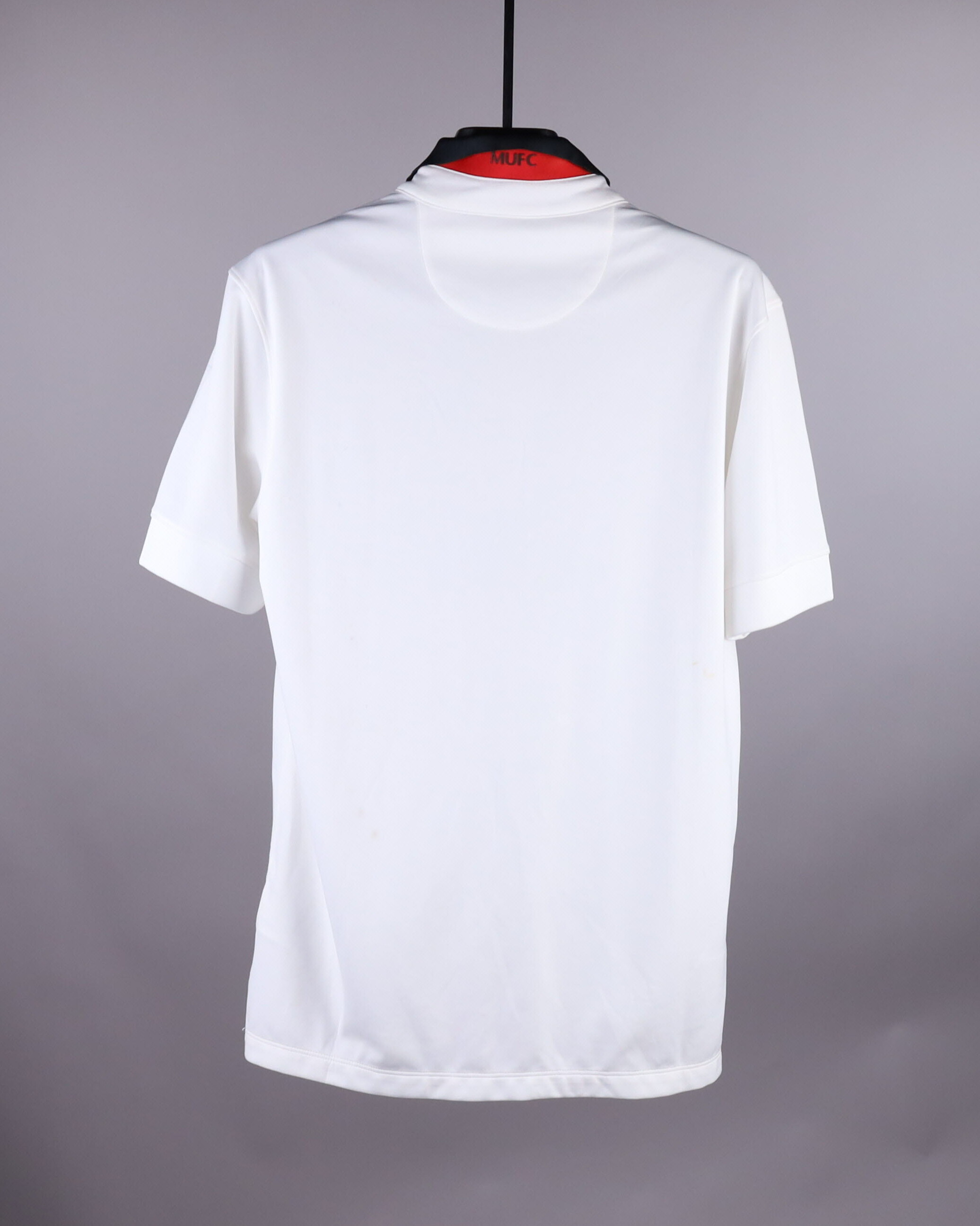 Manchester United | Squad Signed Shirt | MatchWornShirt