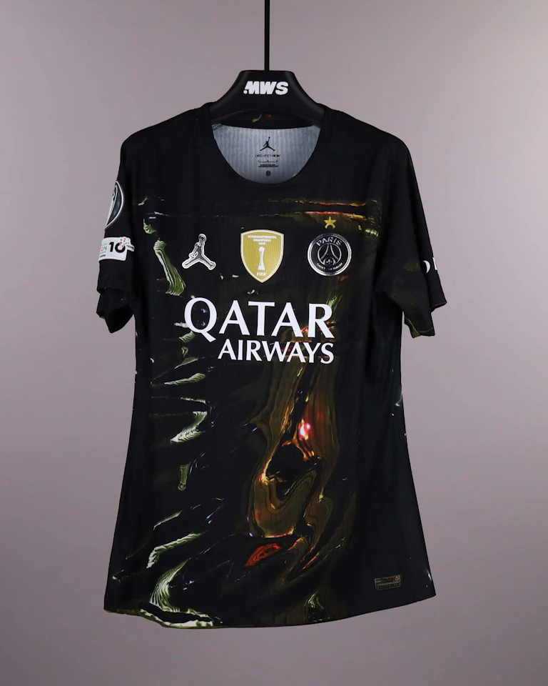 Warren Zaïre-Emery Paris Saint-Germain shirt