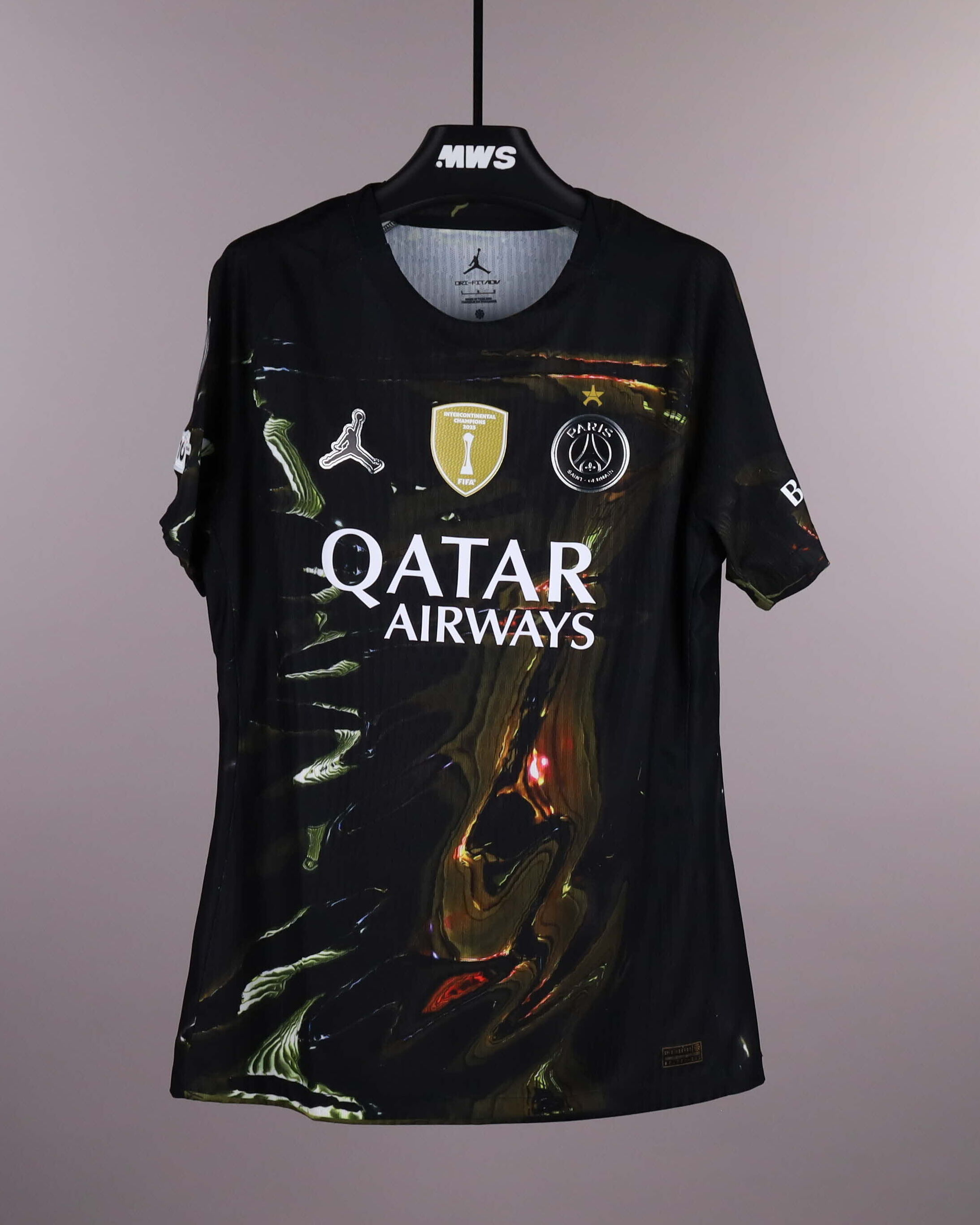 Bradley Barcola Paris Saint-Germain shirt