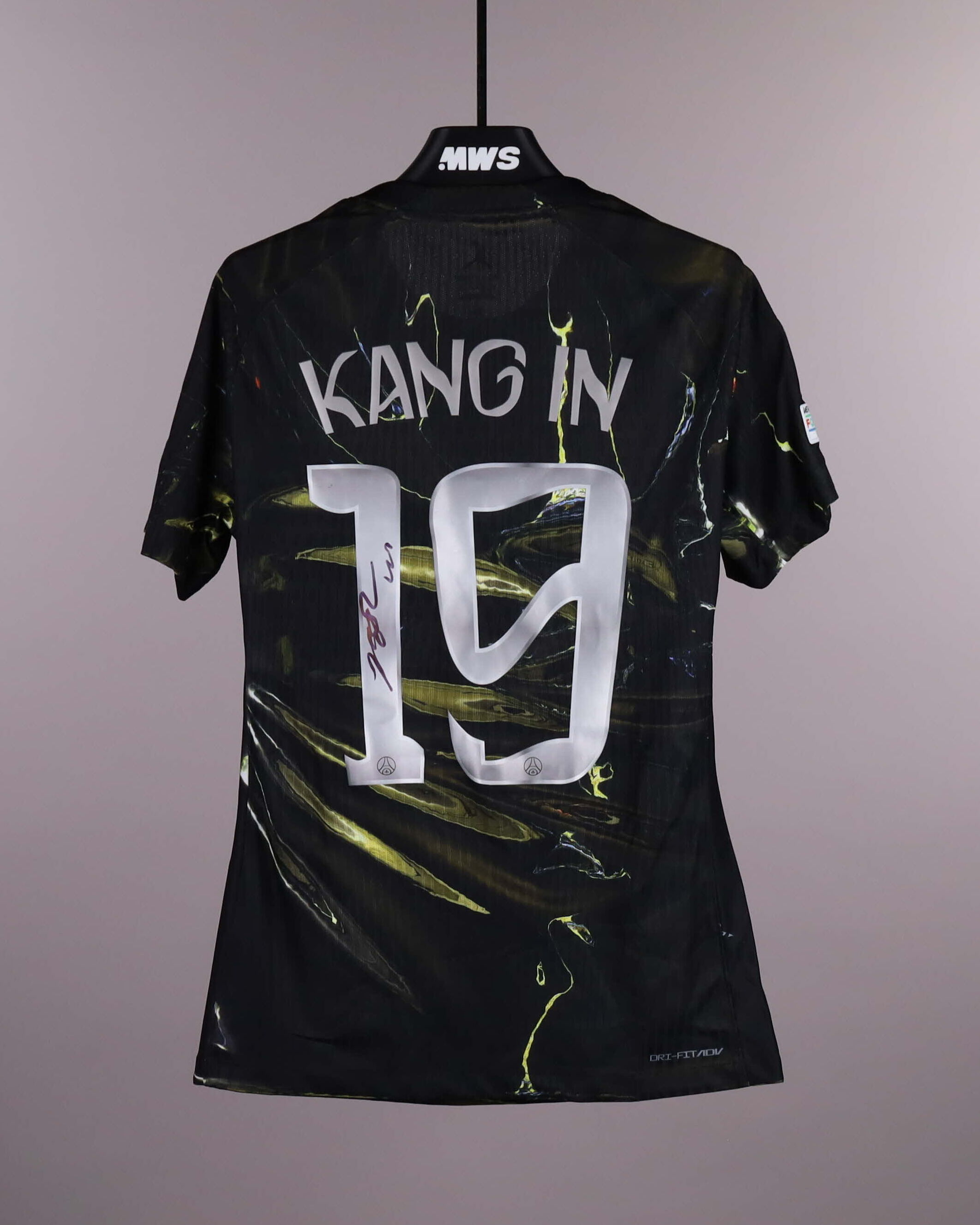Kang-In Lee 이강인 Paris Saint-Germain shirt