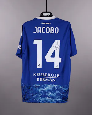来自Como 1907的Jacobo Ramón Naveros球衣