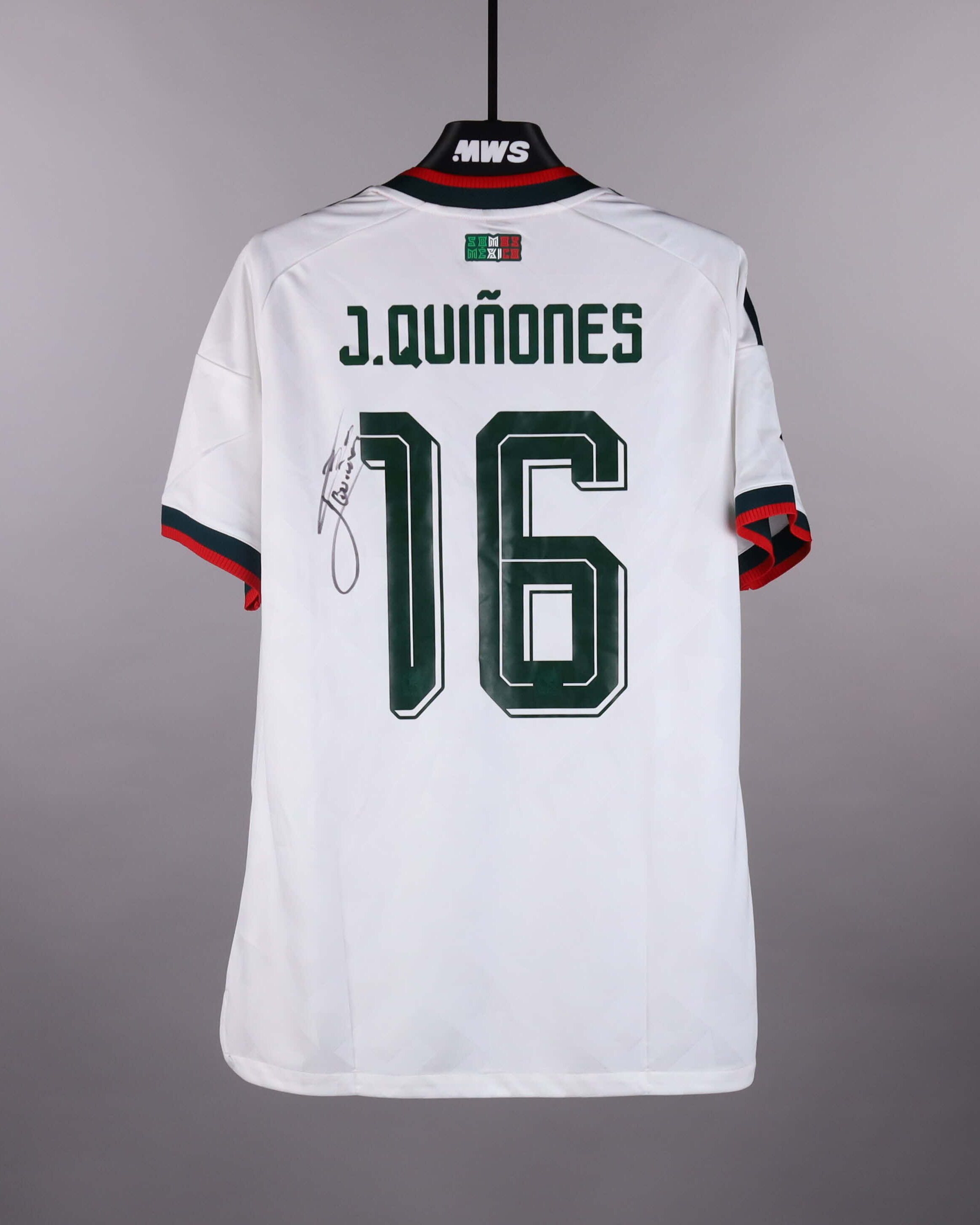 Julián Quiñones | Mexico
