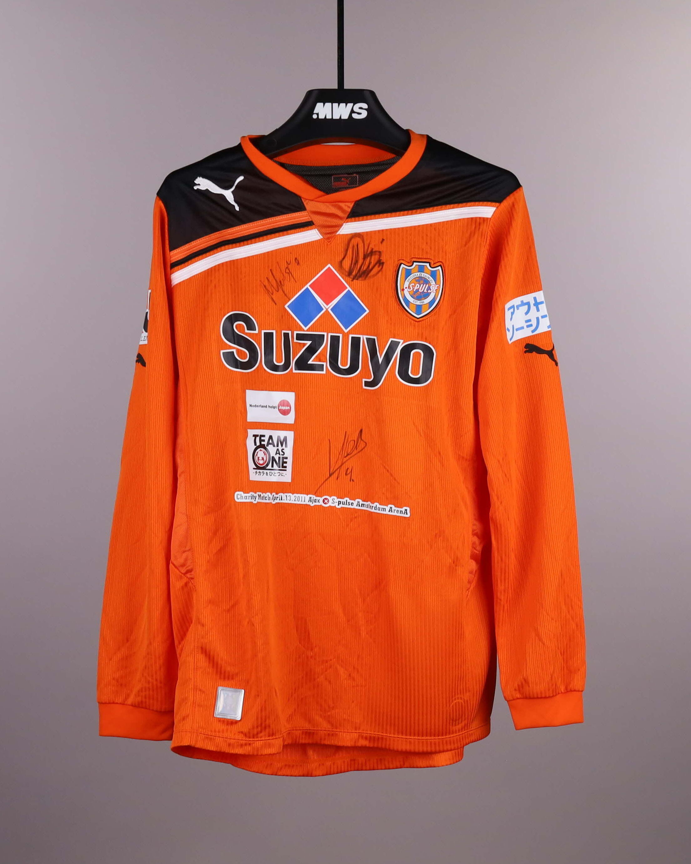 Squad Signed Shirt | Shimizu S-Pulse | MatchWornShirt