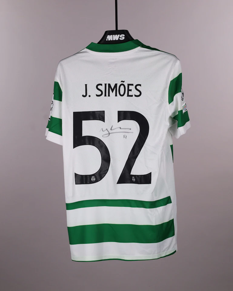 João Simões Sporting CP shirt