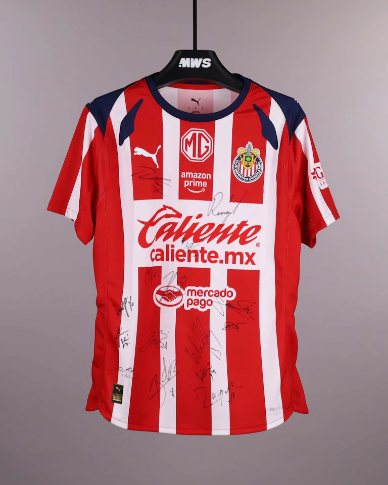 Squad Signed Shirt - 4