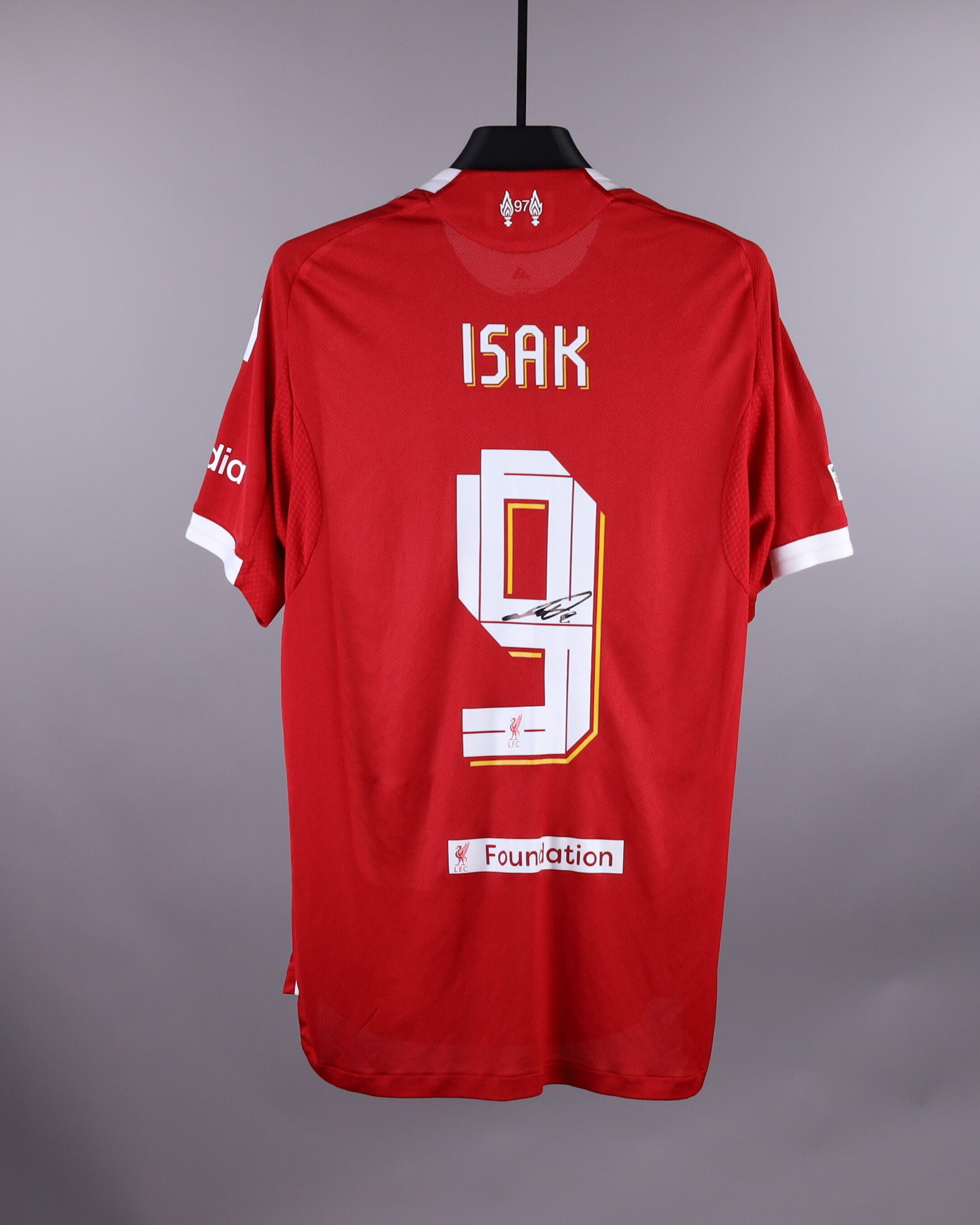 Alexander Isak | Liverpool - Paris Saint Germain | Liverpool FC