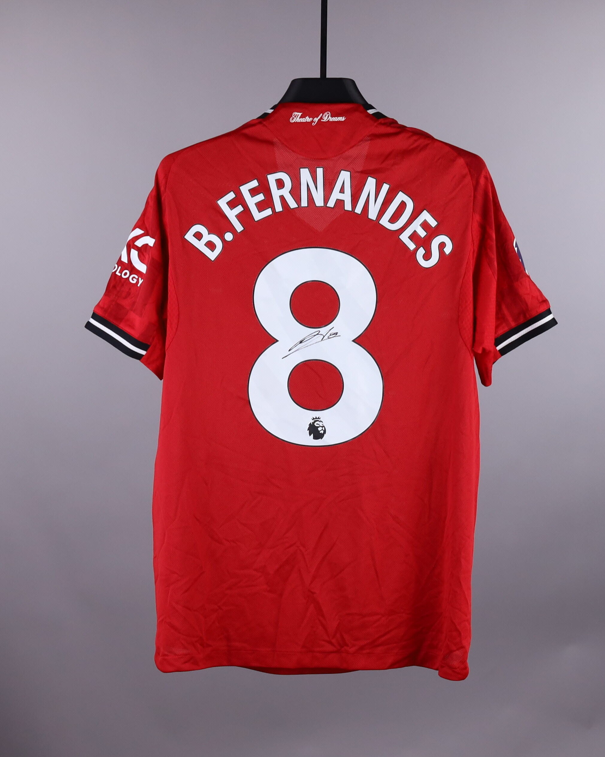 All Manchester United Items - Authentic Sports Memorabilia and