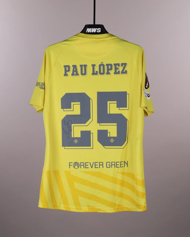 Pau López Real Betis jersey