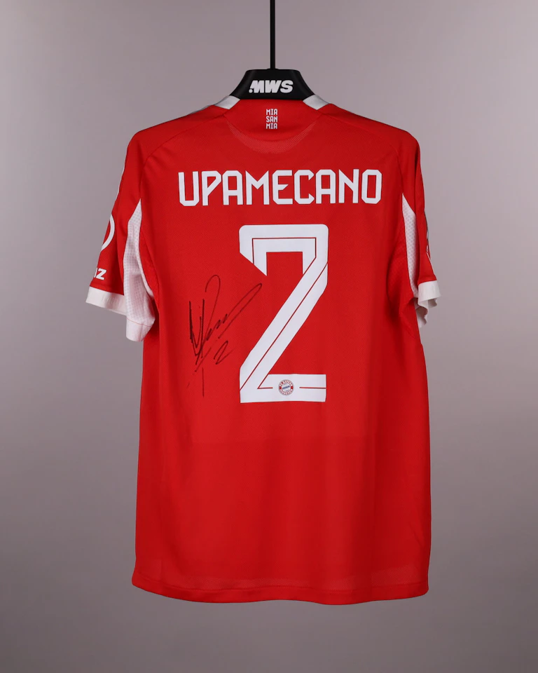 Dayot Upamecano FC Bayern München shirt