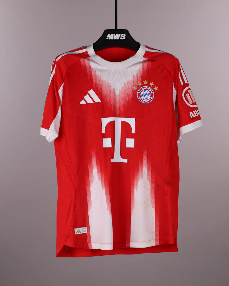 Luis Díaz FC Bayern München shirt