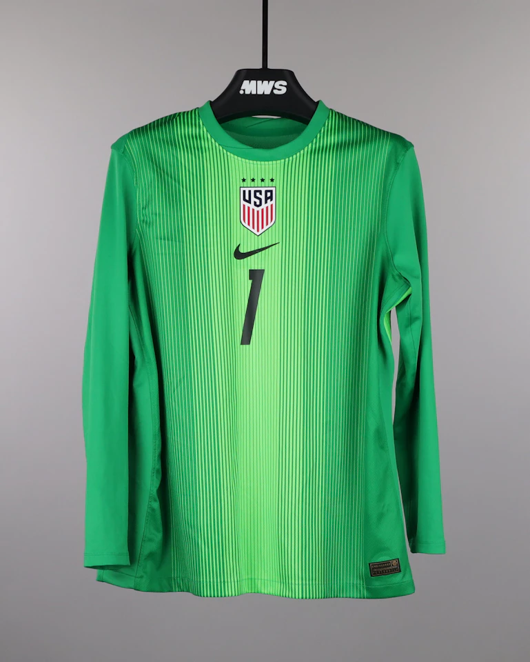 Camiseta Claudia Dickey United States W