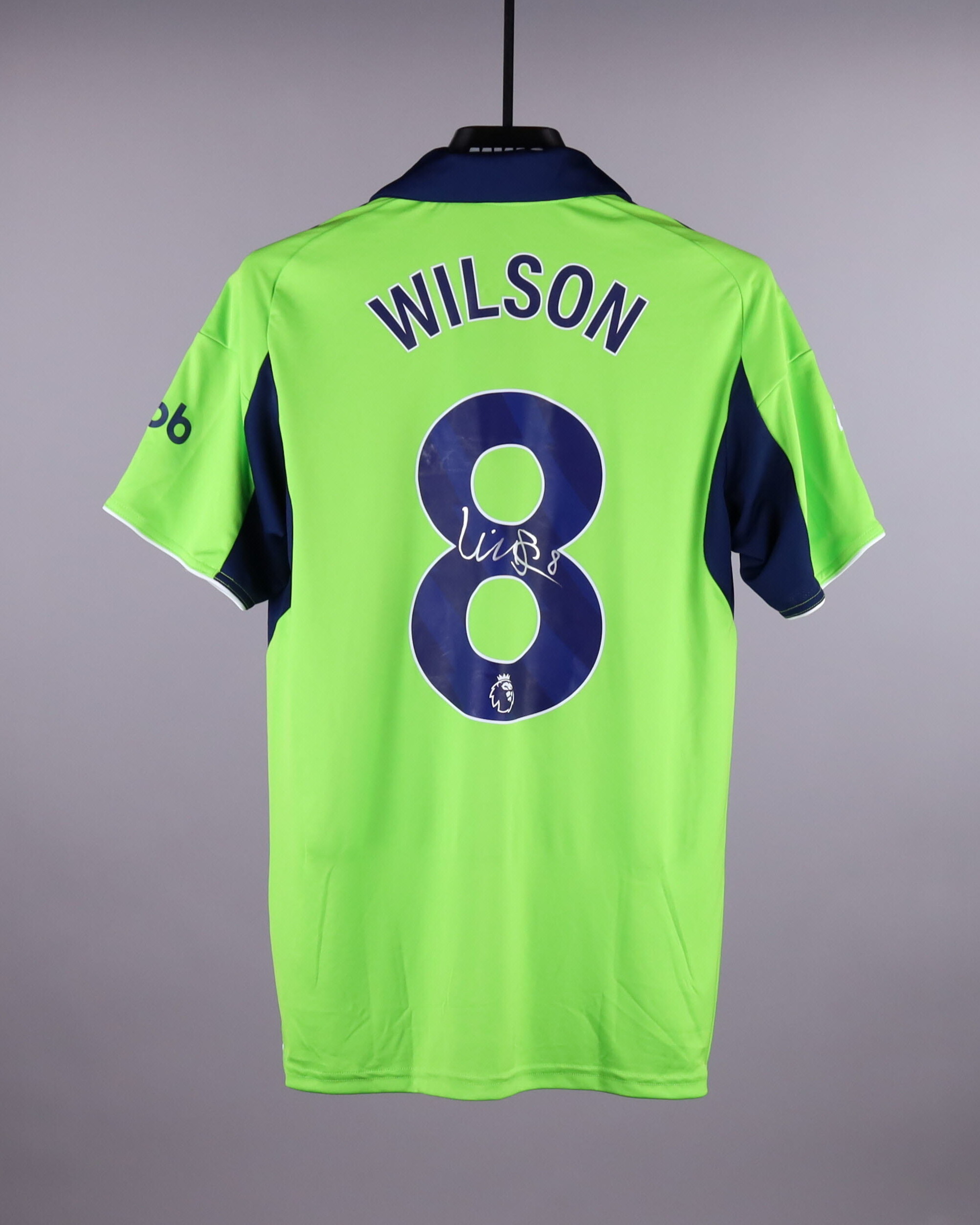 Harry Wilson | Brentford - Fulham | MatchWornShirt