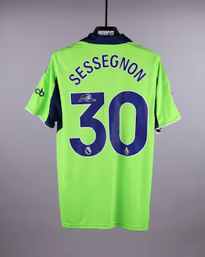 Fulham-Trikot von Ryan Sessegnon