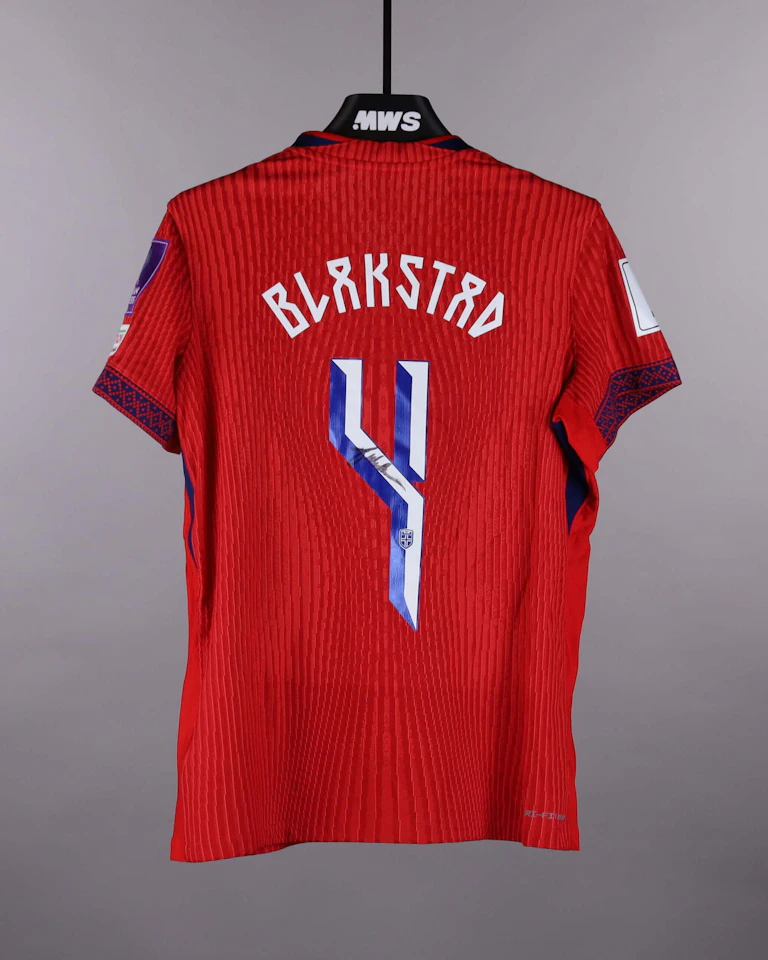 来自Norway W的Julie Blakstad球衣