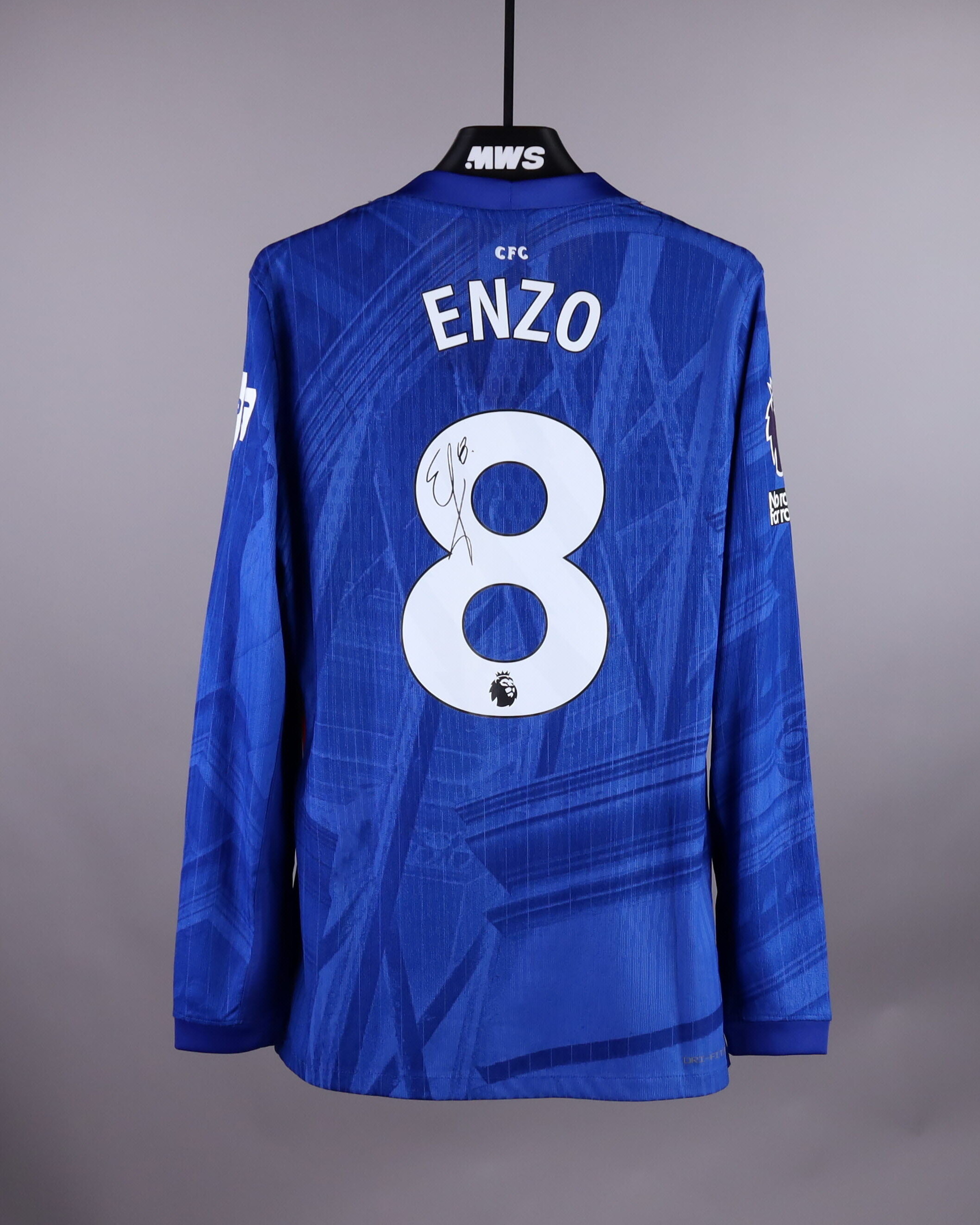 Enzo Fernández Chelsea jersey
