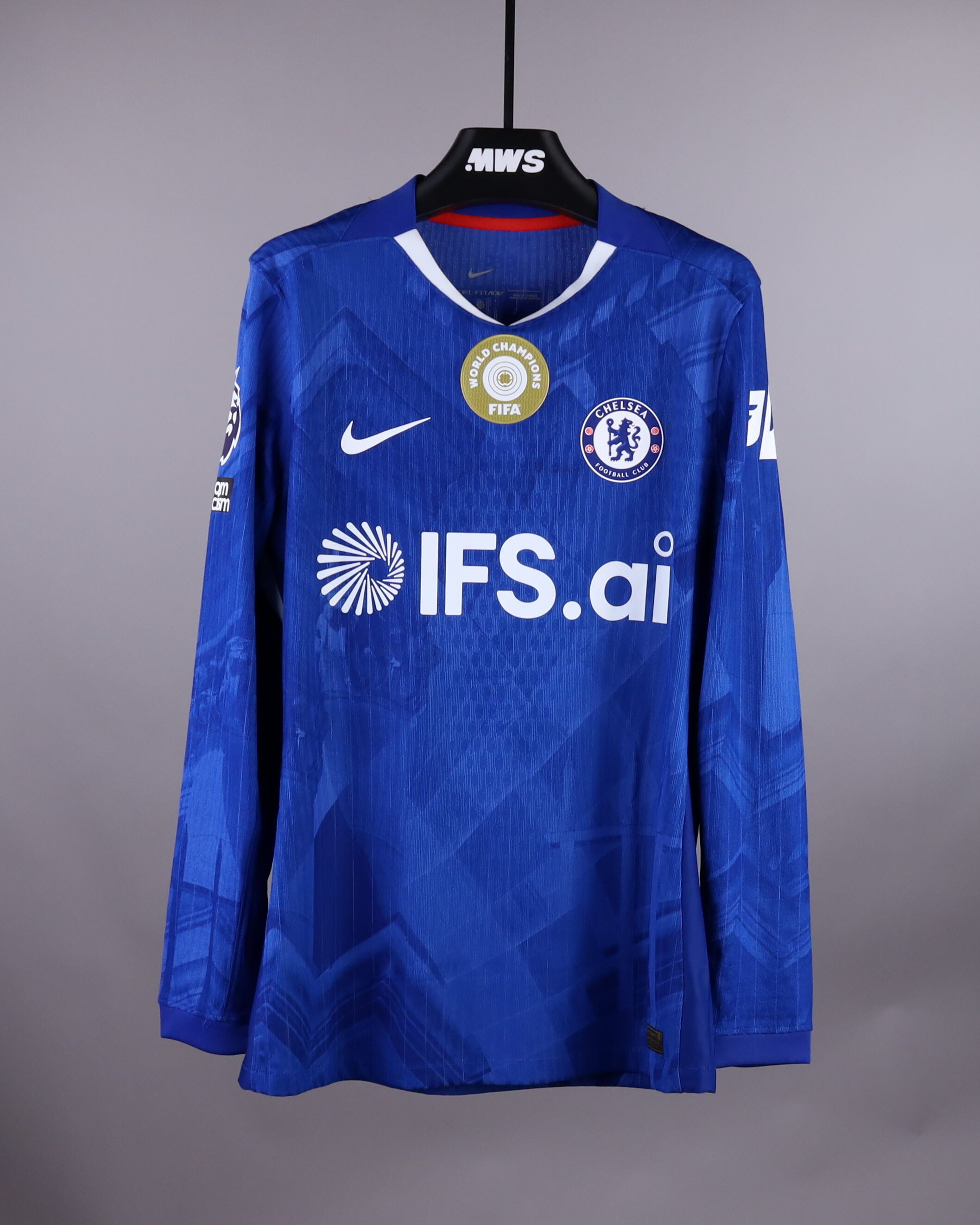 Enzo Fernández Chelsea jersey