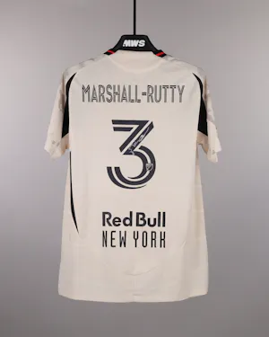 来自Red Bull New York的Jahkeele Marshall-Rutty球衣
